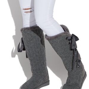 NEVER WORN- Shoe Dazzle Gisele Gray Lace Up Boots size 10